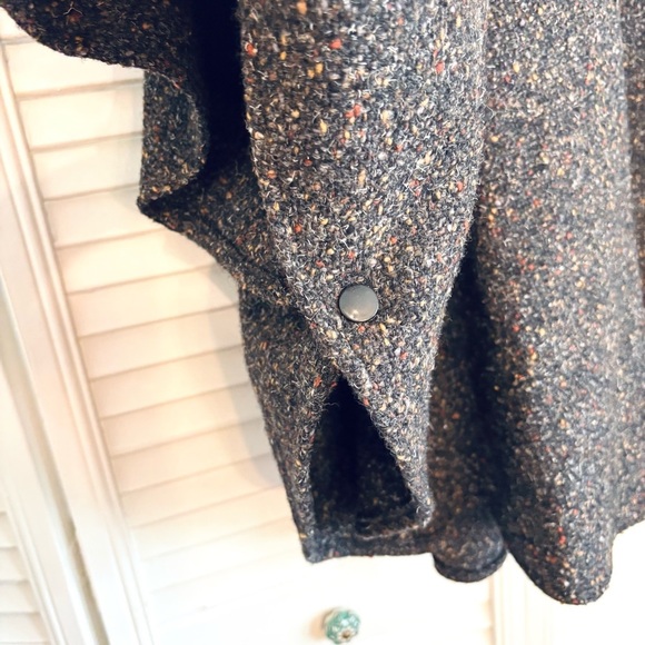 Vintage 1960s Cape Wool Coat with Fur Tails 60s MOD Flecked Tweed Black Gray - Picture 5 of 12